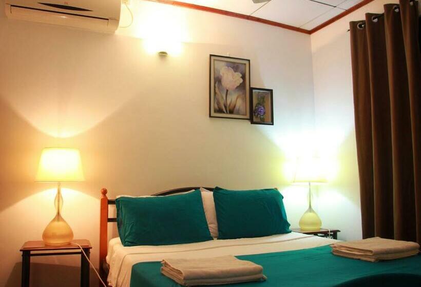 Номер Deluxe, Marina Resort