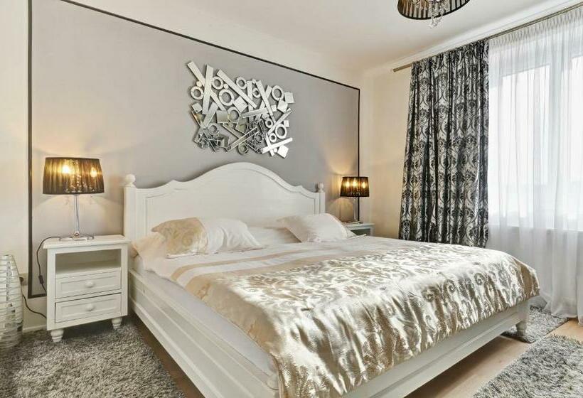 اتاق لوکس, Wellness & Spa Boutique  Pod Lipkami Prague