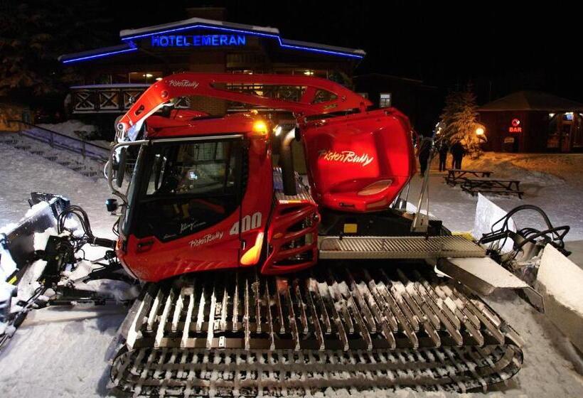 Standard Szoba Erkéllyel, Emeran