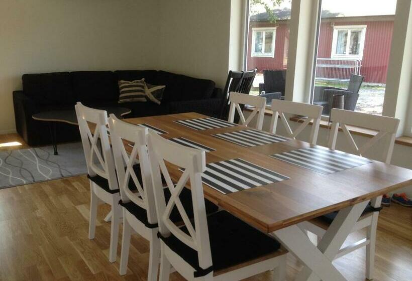 ‫فيلا غرفة نوم واحدة, Höllviksnäs Möten Mat Logi