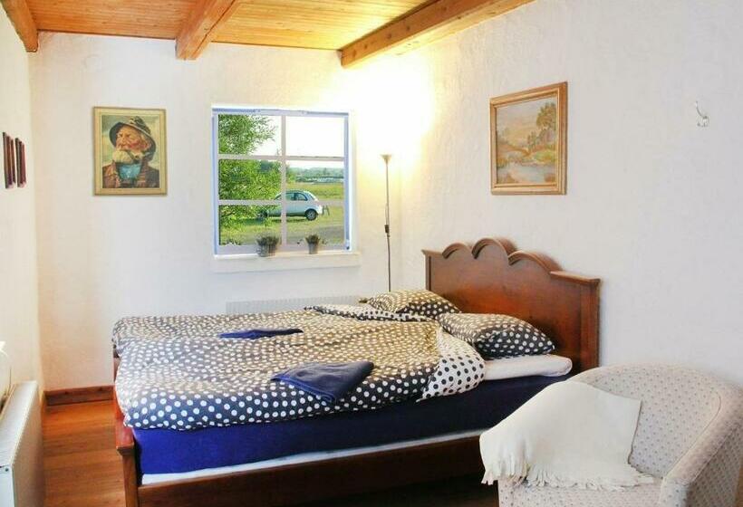 Семейный Номер Совместный Санузел, Tryde 1303 B&b På österlen