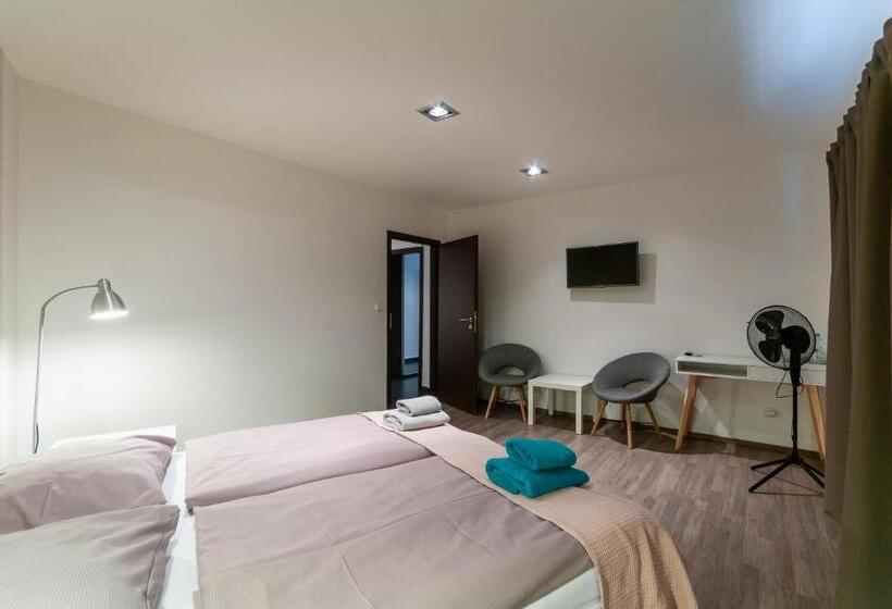 Апартаменты 2 Спальни, Vv Hotel & Apartments