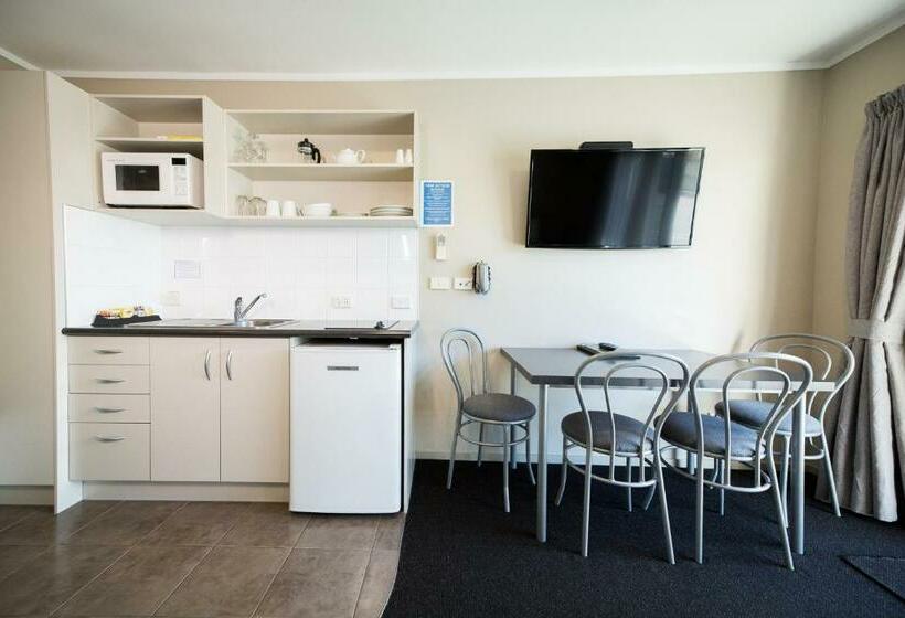 Люкс с гидромассажем, Ashbrook Motel Taupo