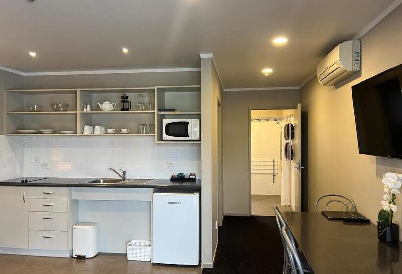 Люкс Адаптированный для Инвалидов, Ashbrook Motel Taupo