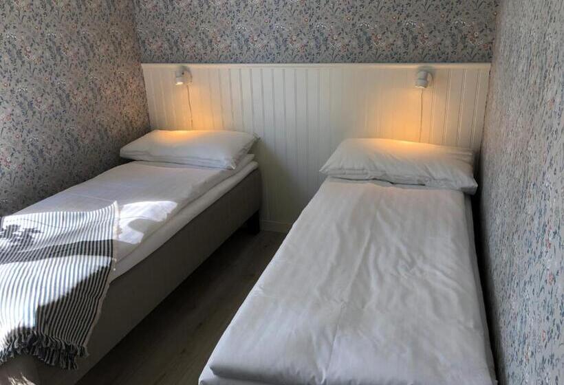Номер Basic, Helsingegården