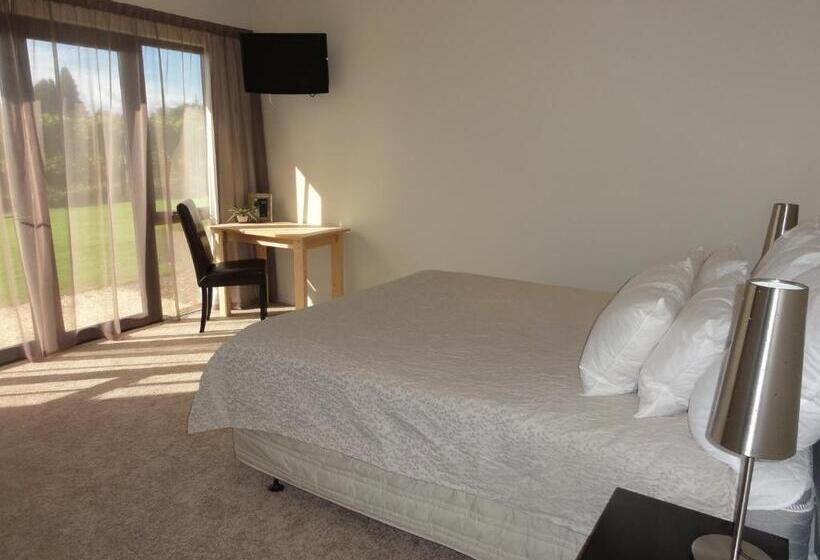 Студио Стандарт Кровать Кинг, Pine Hill Lodge