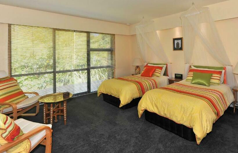 Номер Deluxe, Twin Waters Lodge