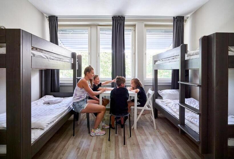 חדר משפחתי חדר אמבטיה משותף, Göteborg Hostel