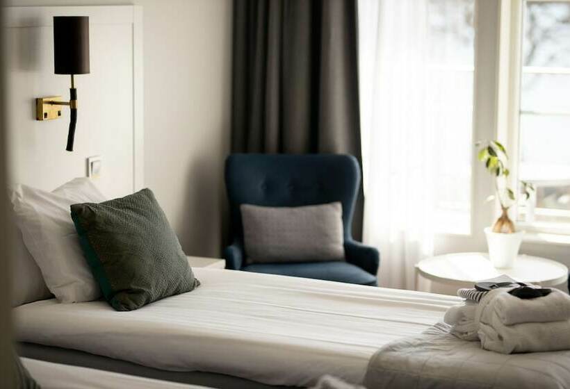 Номер Стандарт, Gränsö Slott Hotel & Spa