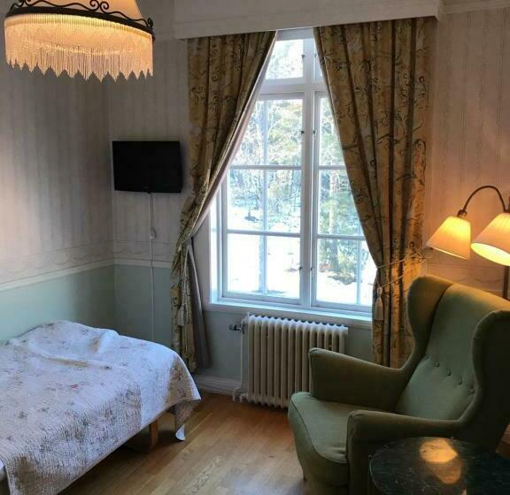 Номер Стандарт Индивидуальный, L Plevnagården