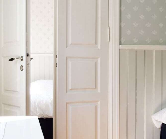 Семейный Номер, Stf Kivikstrand Badhotell