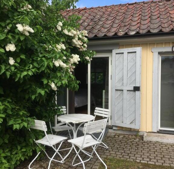 Семейный Номер, Vadstena Vandrarhem Hostel