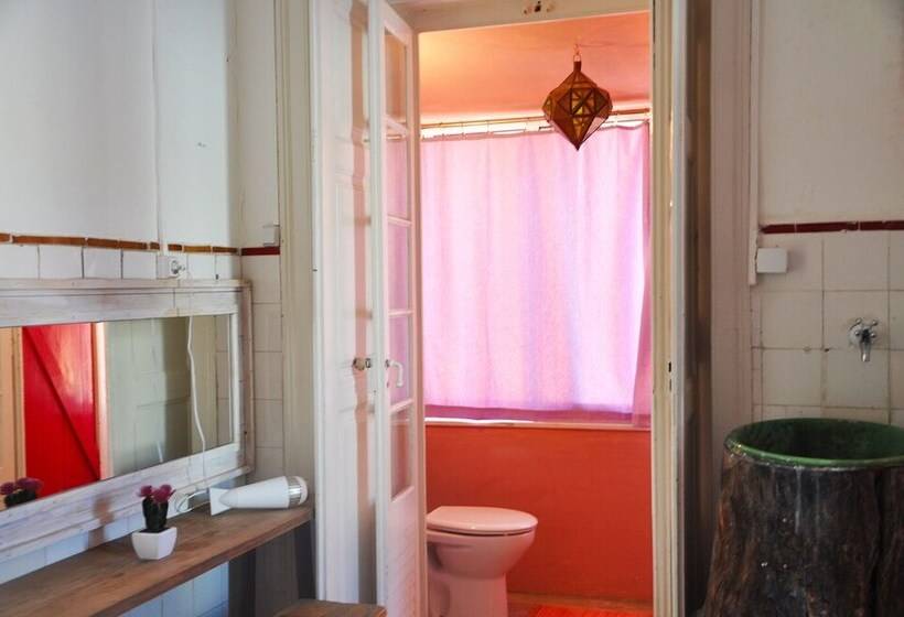 חדר סטנדרט חדר אמבטיה משותף, Aloha Beach House H