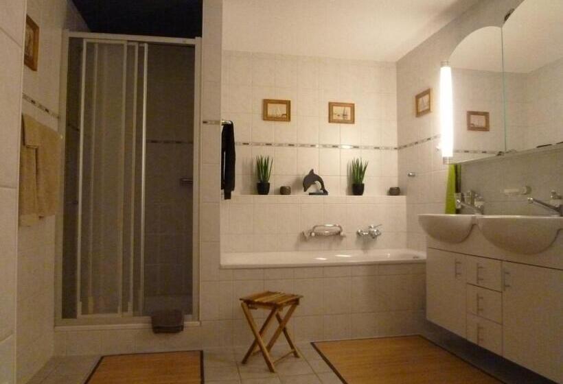 Номер Стандарт Вид на Озеро, B&b Haussener