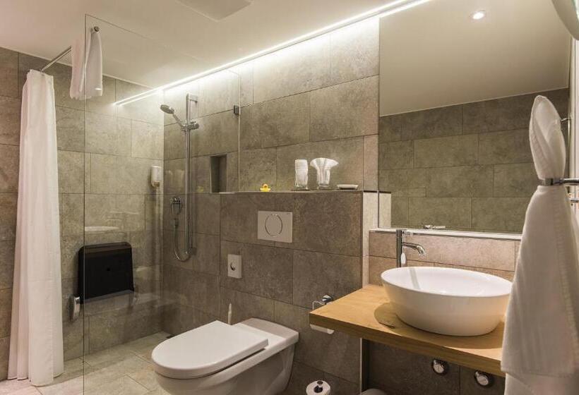 סוויטת ג'וניור, Berghotel Tgantieni