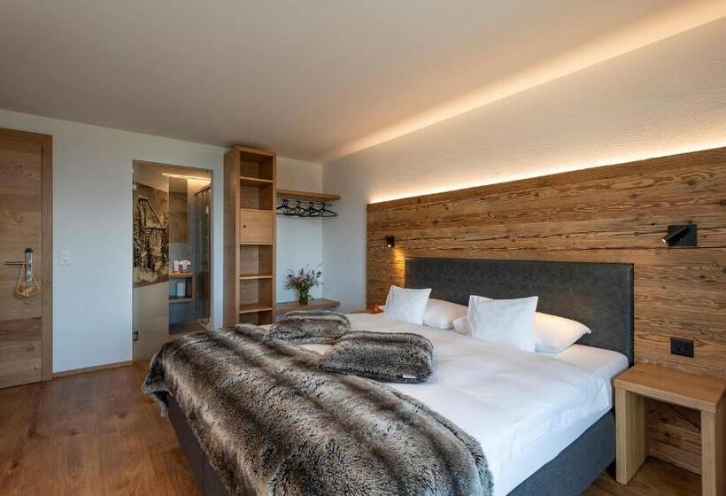 חדר סטנדרט, Berghotel Tgantieni