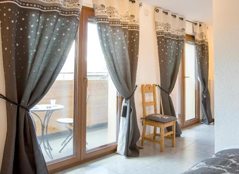 Номер Superior с Балконом, Hôtel De Charme La Poste
