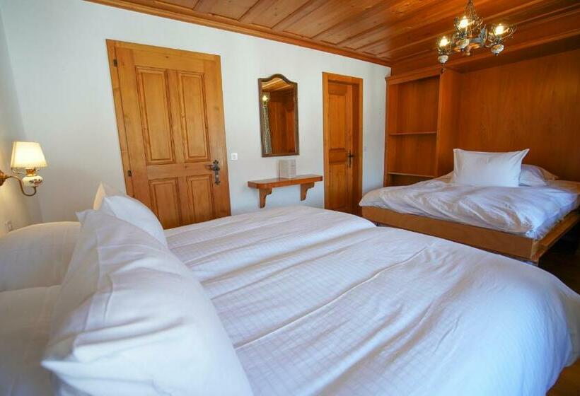 4인용 수피리어 룸, La Fleur De Lys