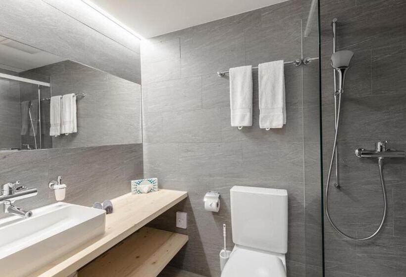 اتاق اکونومی, Seebüel