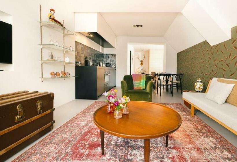 Полулюкс, Boutique Hotel Goud En Zilver