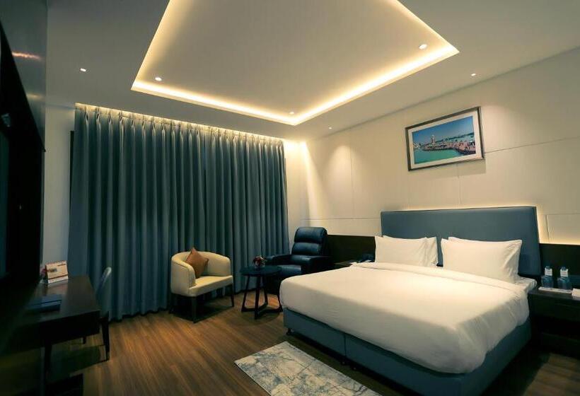 디럭스 룸 킹사이즈 침대, Pride Elite Haridwar Near Haridwar Railway Station