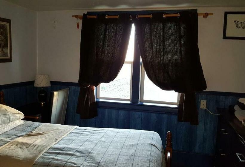 Номер Economy Индивидуальный, Nisku Guest House