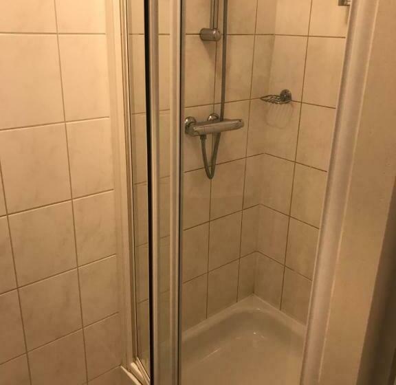 Номер Базовый Совметсный Санузел, Gasterij Berg En Dal