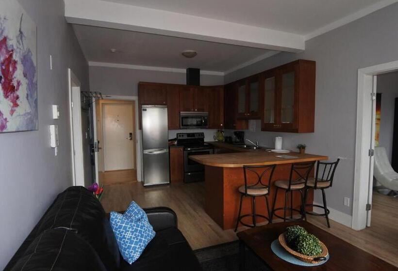 Apartamento 2 Dormitórios, Black Rooster Guesthouse
