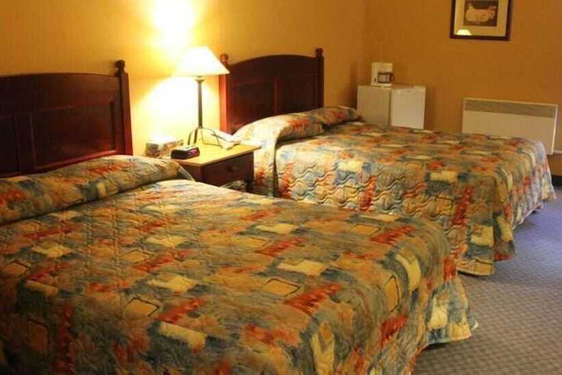Номер Стандарт 2 Двуспальные Кровати, Hôtel Le Portneuvois