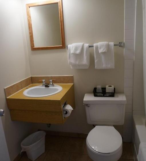 Номер Стандарт 2 Двуспальные Кровати, Marine Inn