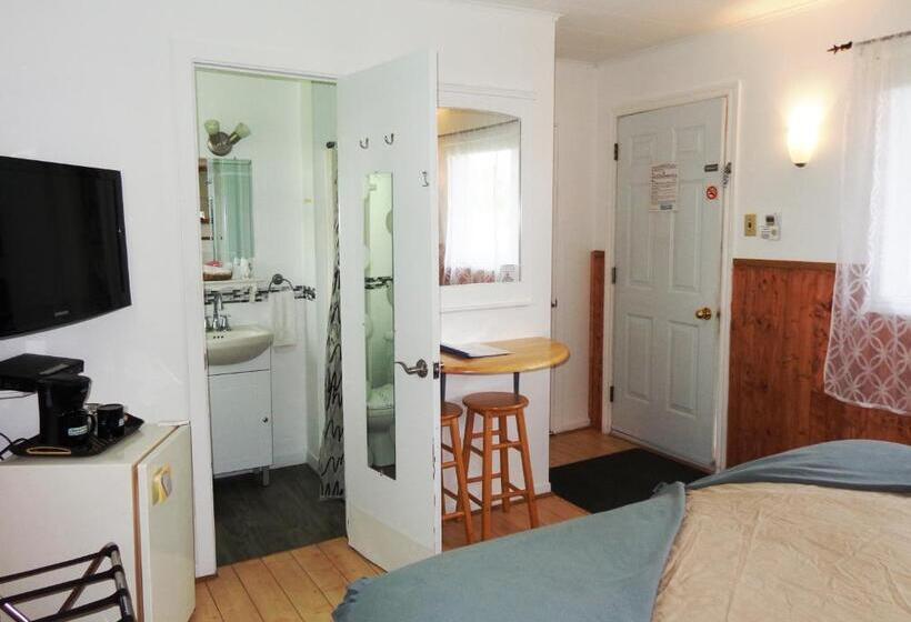 Номер Стандарт Вид на Озеро, Motel Des Deux Lacs