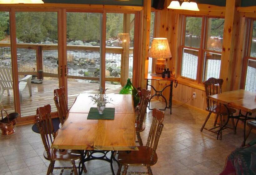 Люкс, Sunny Rock Bed & Breakfast