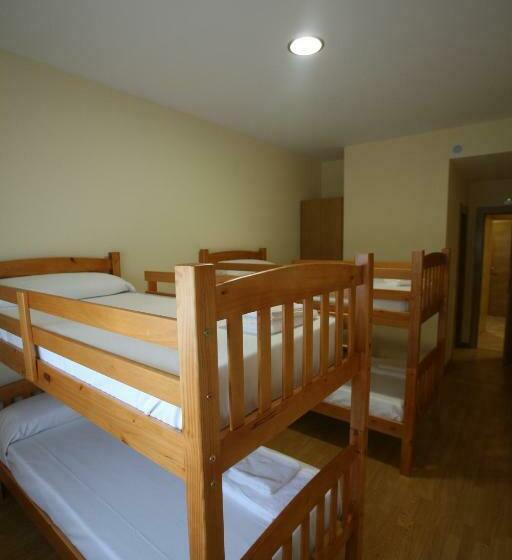 Кровать в Общей Комнате, Albergue La Encina