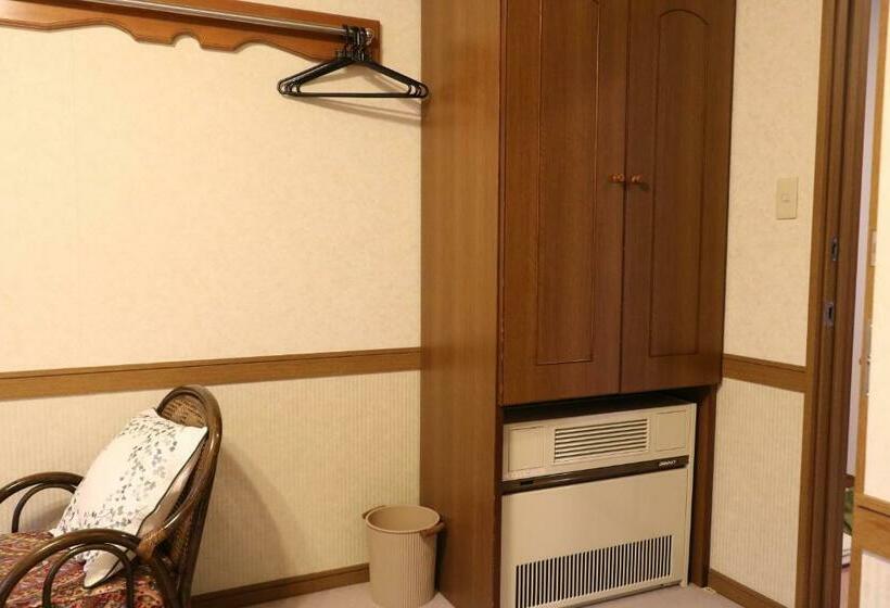 Deluxe Room Mountain View, White Silver Hakuba