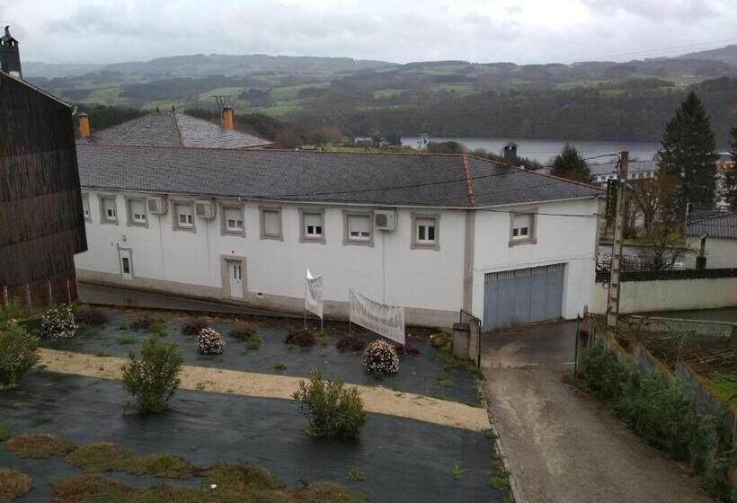 Номер Стандарт Четырехместный Совместный Санузел, Casa Do Marabillas Hostel