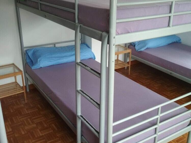 Семейный Номер Совместный Санузел, Casa Do Marabillas Hostel