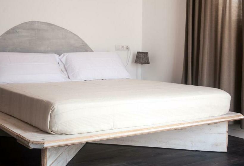 Номер Стандарт с Террасой, Hostal Bon Sol