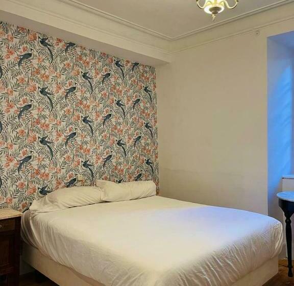 带共用浴室的标准房间, Hostel Baqueira   Refugi Rosta   Pyrenmuseu