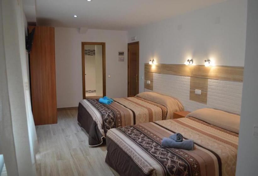 Четырехместный Номер Стандарт, Hostal Rural Amador