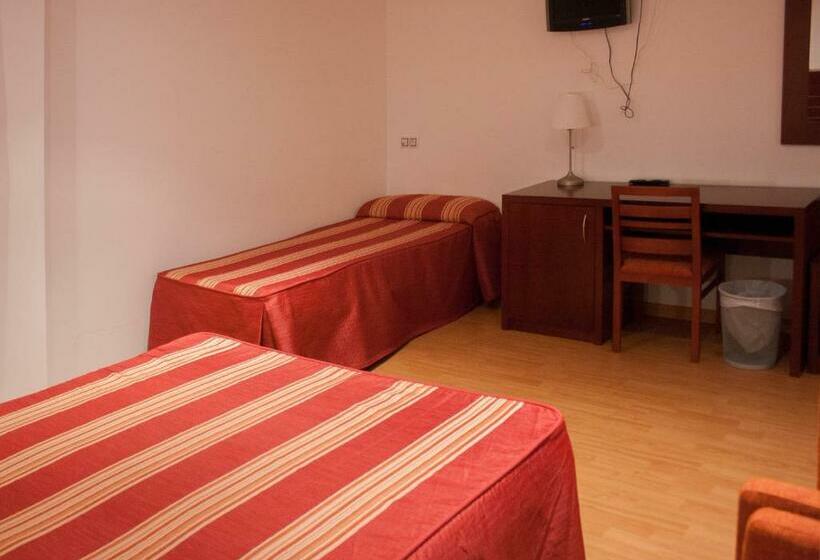 اتاق استاندارد سه نفره, Norte