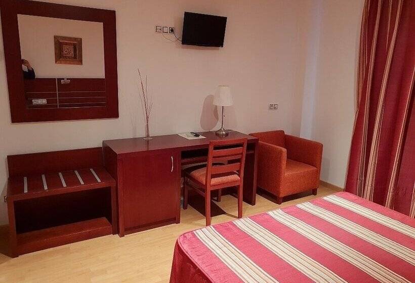 اتاق استاندارد سه نفره, Norte