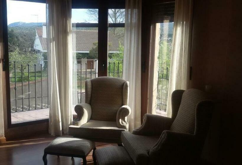 جناح ديلوكس, Rural Los Abriles