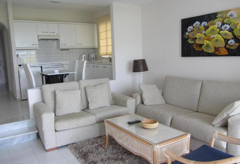 Апартаменты 1 Спальня Вид на Море, Miraflores Resort