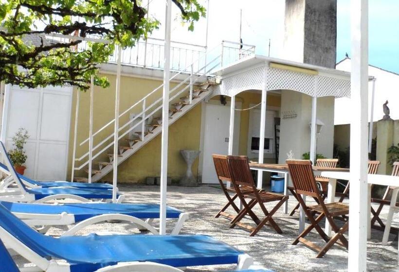 Кровать в Общей Комнате, Pension Albergue Don Alvaro