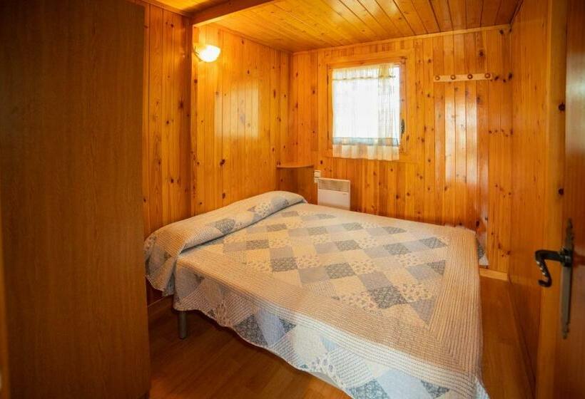 Бунгало Стандарт, Camping Gironella
