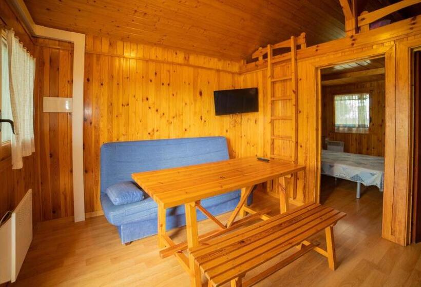 Бунгало Стандарт, Camping Gironella