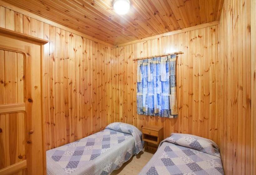 Бунгало Стандарт 2 Спальни, Camping Gironella