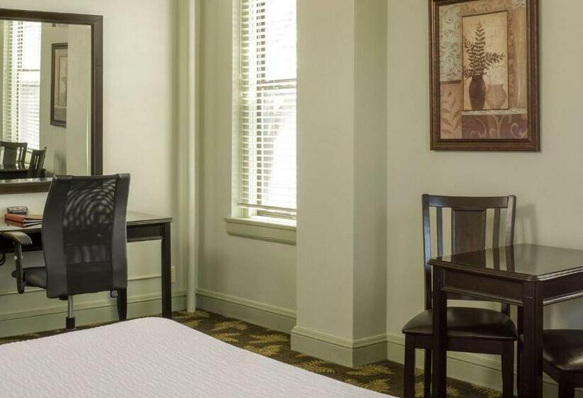 جناح, Finlen Hotel And Motor Inn