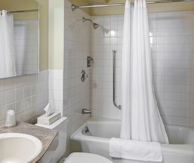 جناح, Finlen Hotel And Motor Inn