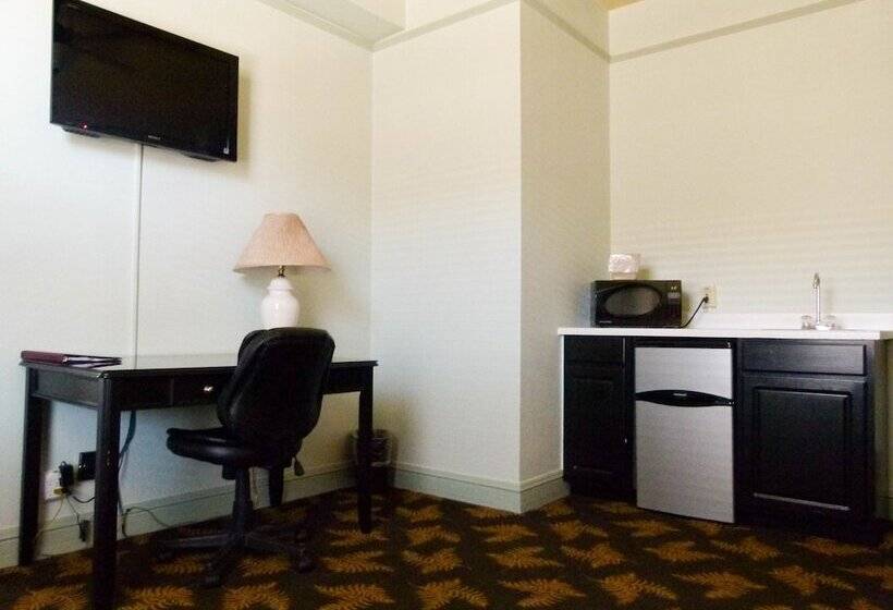 جناح, Finlen Hotel And Motor Inn